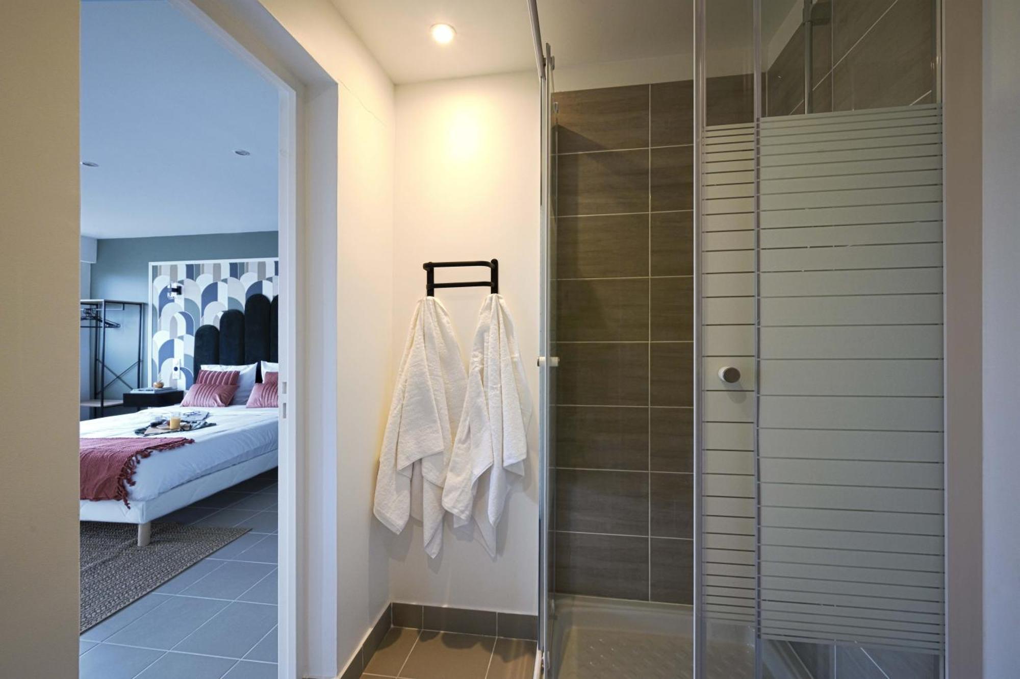 Modern Bright Apartment In Appart'Hotel Saint-Maur-des-Fossés Buitenkant foto